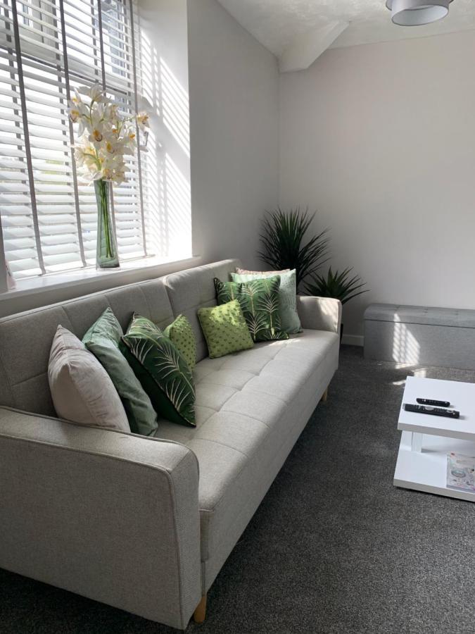 The Greens Apartment Farnworth Zewnętrze zdjęcie
