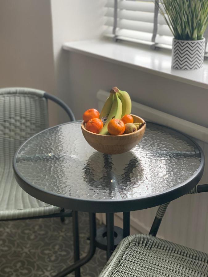The Greens Apartment Farnworth Zewnętrze zdjęcie
